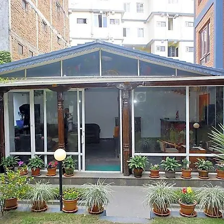 Bouddha Green Hotel